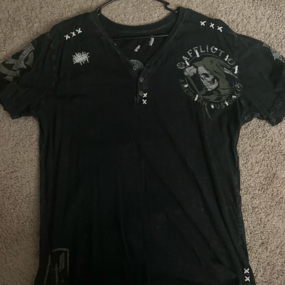 2x lightly worn Affliction shirt.